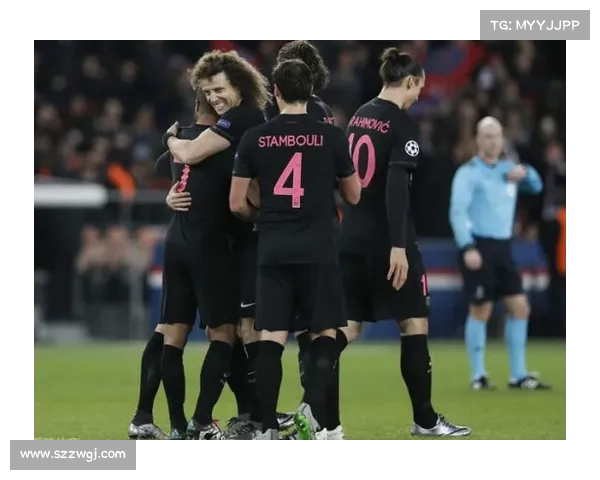 小卢卡斯在巴黎替补角色的影响与意义对球队战术与未来发展的深远影响分析